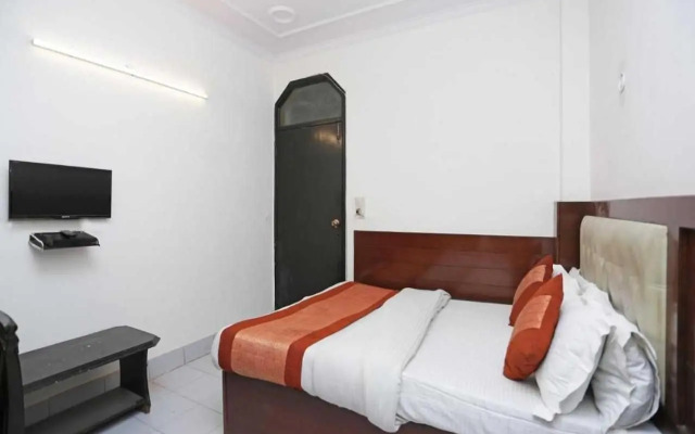 Oyo 92325 Hotel Diamond Inn