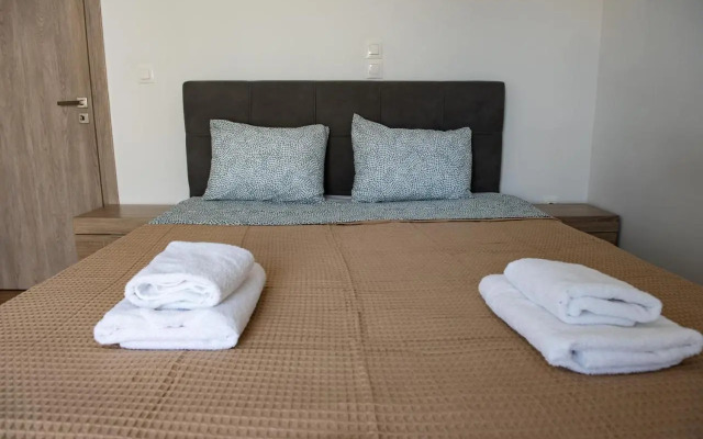 Renovated Apartment 5min From Subway Station 'Attiki'