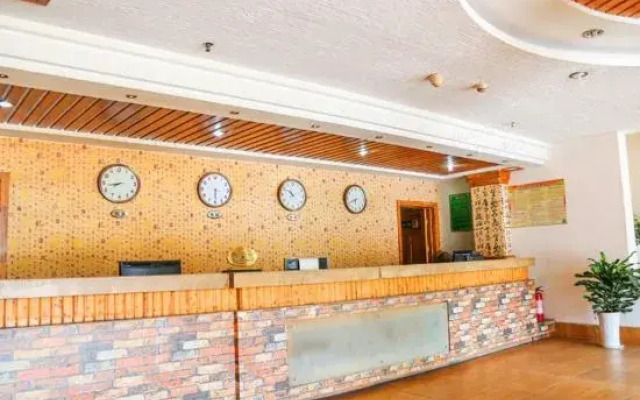 Yushan Chunhui Express Hotel