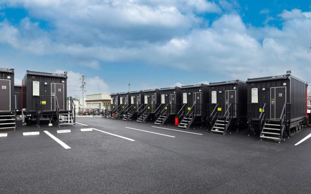 HOTEL R9 The Yard Ena