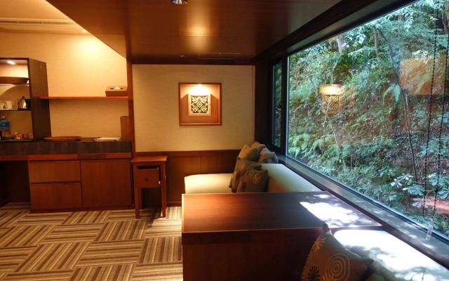 Hotel Shikino Kura