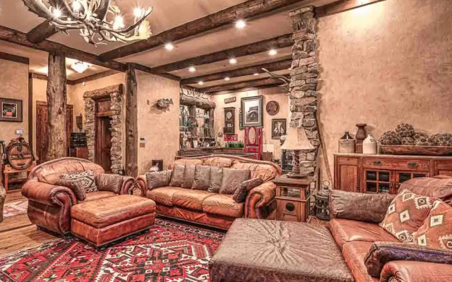 Forge Lake Lodge in Topton