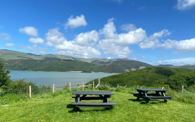 Ty'r Adar at Graig Wen