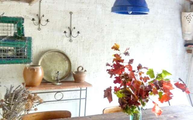 Apartment With 2 Bedrooms in Oppède, With Wonderful Mountain View, Poo