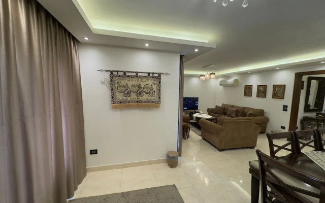 CK 1108 Spacious 2BR Apt 2BA Near Airport
