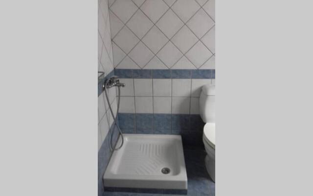 Κεντρικό στούντιο 250m σχεδόν από την παράλια.