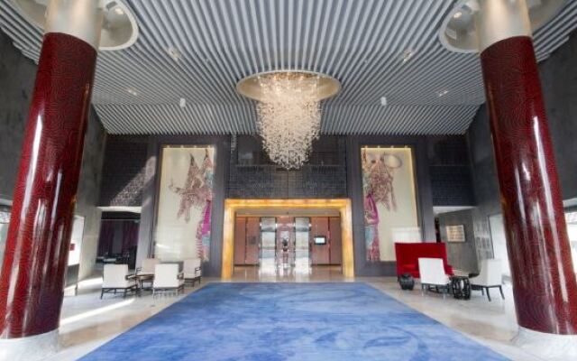 Qinhu Hotel