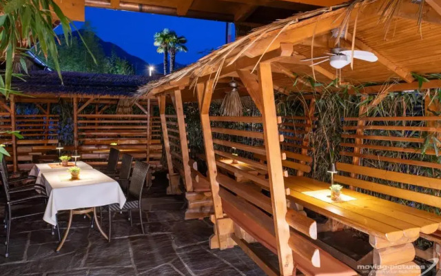 Bamboohouse Motel Riazzino
