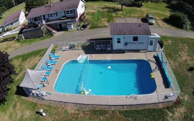 Upper Clements Cottages