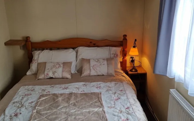 Captivating 2-bed Holiday Home in Kingussie