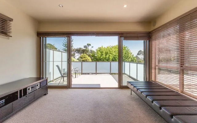 Broadwater By The Beach - With Heated Outdoor Spa