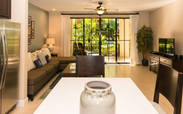 Stylish 1-bedroom That Opens on Pool -pacifico L303