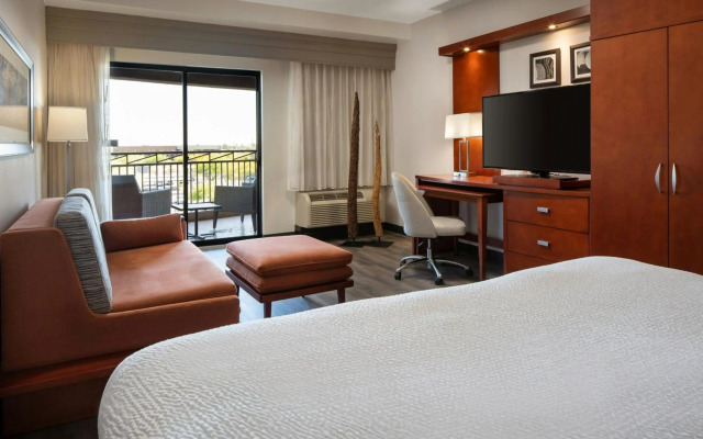 Courtyard Scottsdale Salt River
