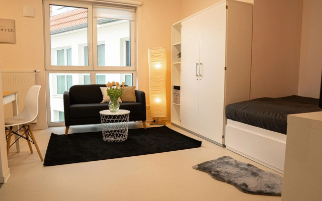 FULL HOUSE Studios - CityView Apartment - NETFLIX + WiFi inkl.
