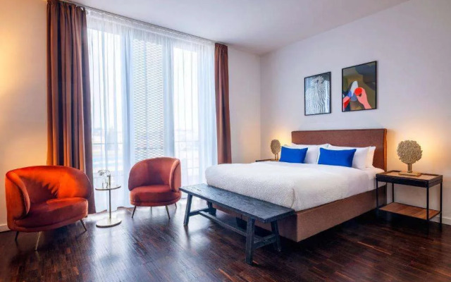 Numa Berlin Weinmeister