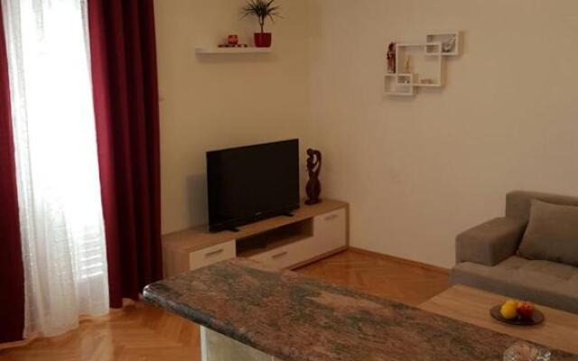 Apartment Vice mali