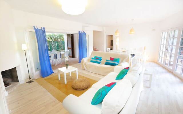 Villa Vista a la Playa Para 13 Personas en Cambrils