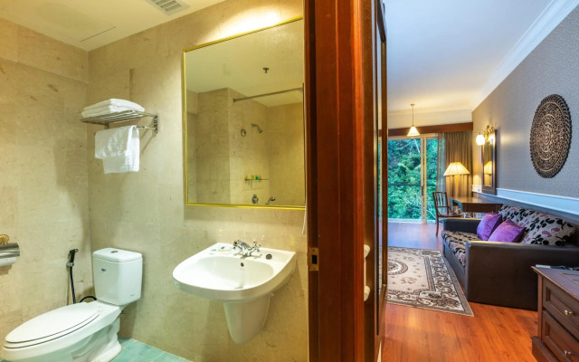 Century Pines Resort
