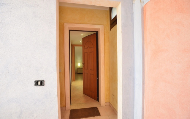 Izzhome Crispi