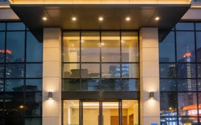 Luohe City 118 Theme Hotel