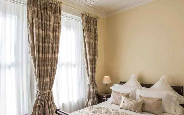 Tullyglass Hotel and Residences
