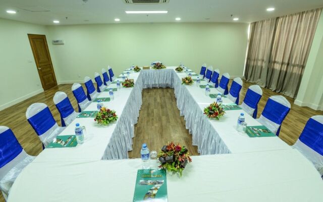 Royal Mingalar Hotel