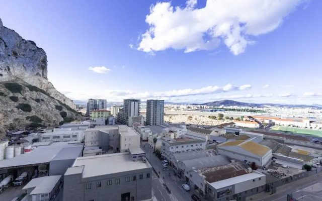 Top Studio With View-hosted by Sweetstay