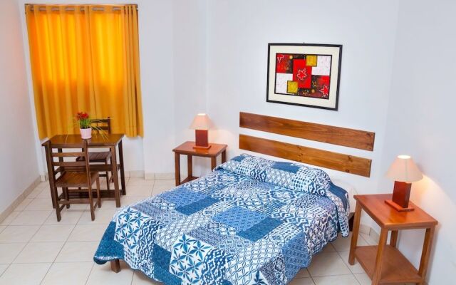 Hotel Cocos Inn