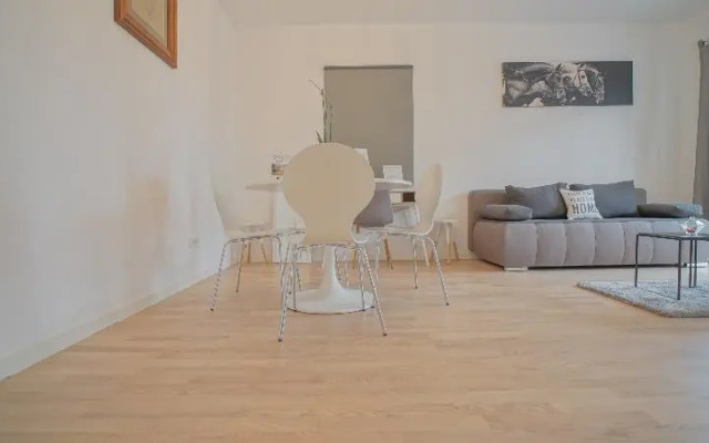 CN2i Luxury Accommodation Arte