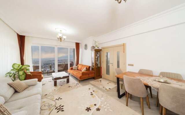 Apartment With Panoramic City View in Kepez