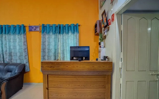 Executives Palace by OYO Rooms