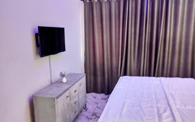 Lovely 2-bedroom Serviced Apartment With a Balcony