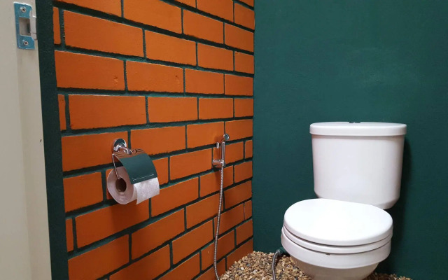 Super Hostel