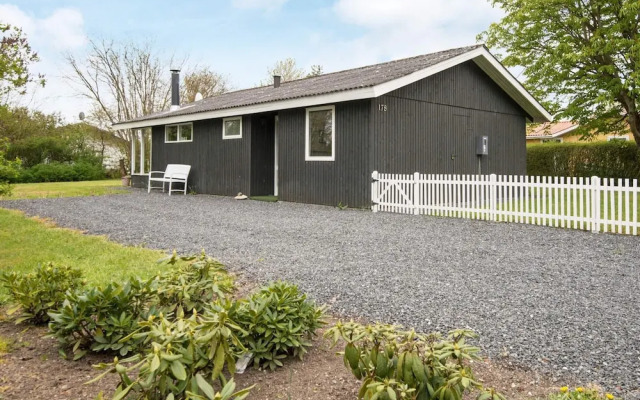 6 Person Holiday Home in Juelsminde