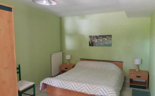 Gîte Saint-Bômer-les-Forges, 4 pièces, 6 personnes - FR-1-497-99