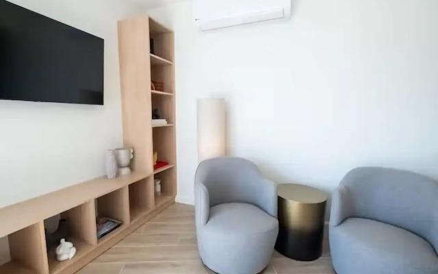 Pacific Point 1106B