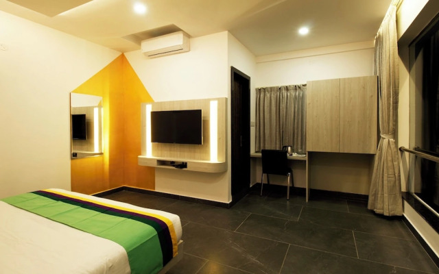 Itsy Hotels Silver Keys