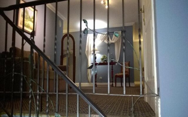 Regency Suites Boutique Hotel