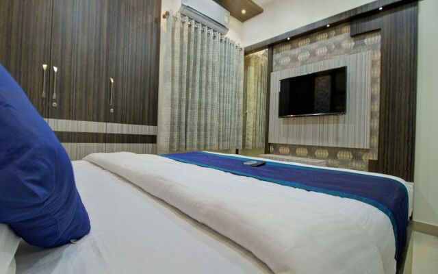 OYO 15442 Mahalakshmi Suites