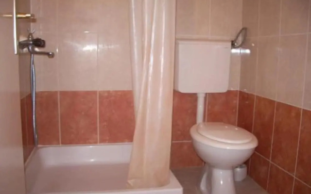 Josip II - 150 m From Beach With Free Parking - SA5