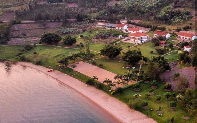 Rushel Kivu Lodge