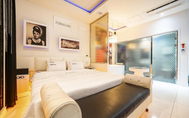 Tongyeong Myeongpum Self Check-in Motel(통영 명품 무인텔)