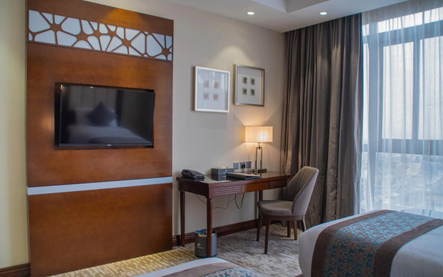 Sarwat Park Hotel
