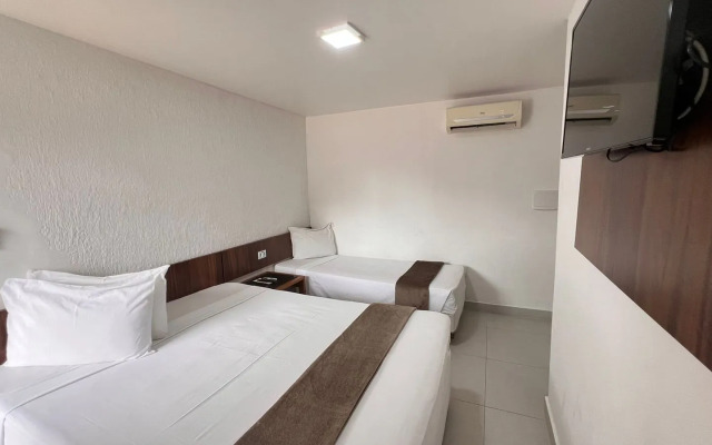 Rede Andrade Estrela Dalva Praia Hotel