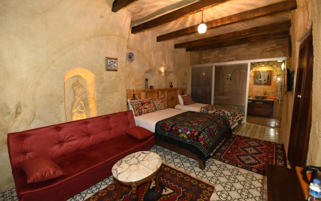 Canela Cave Hotel