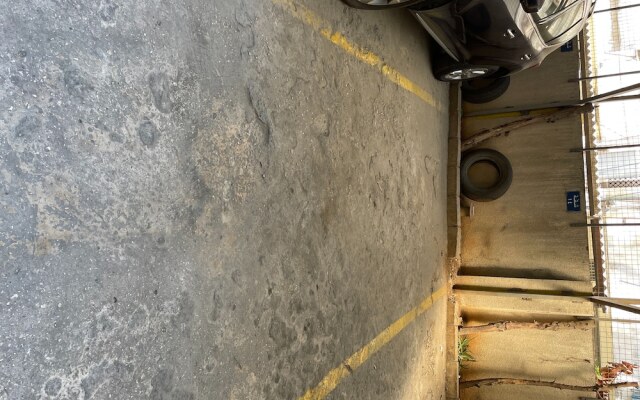 New Jdeideh, Including Generator, Furnished Apartment, Parking, Great Location