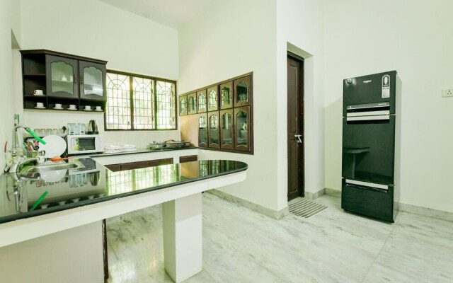OYO 14145 Home Spacious 4BHK Villa Elamakkara
