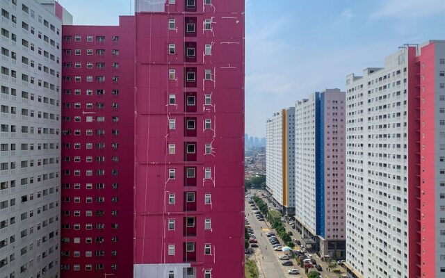Modern Look And Comfortable 2Br Green Pramuka City Apartment