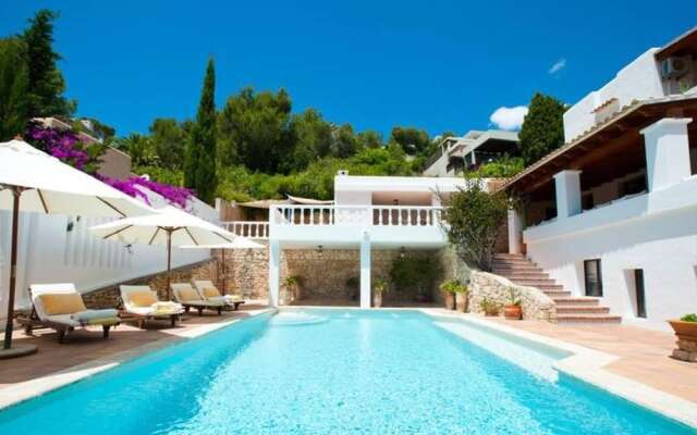 Villa With 5 Bedrooms in Santa Eulalia, With Wonderful sea View, Priva