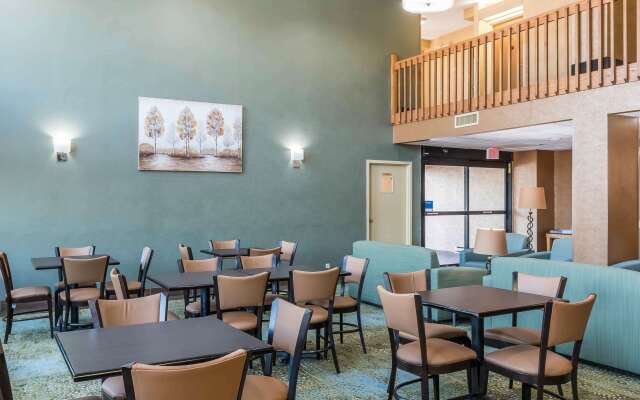 Comfort Inn Pine Grove I-81 Hershey Area